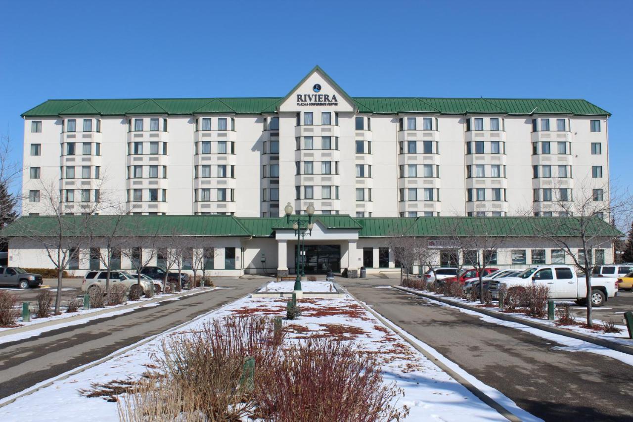 Divya Sutra Plaza And Conference Centre Calgary Airport Hotel Bagian luar foto
